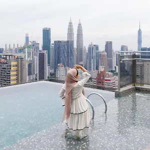 Expressionz Kl By Perfect Host Aparthotel